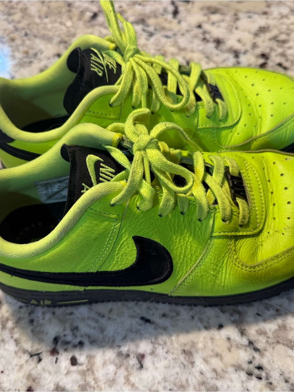 Nike Kids' Neon Yellow-Green Low-Top Sneakers with Black Swoosh